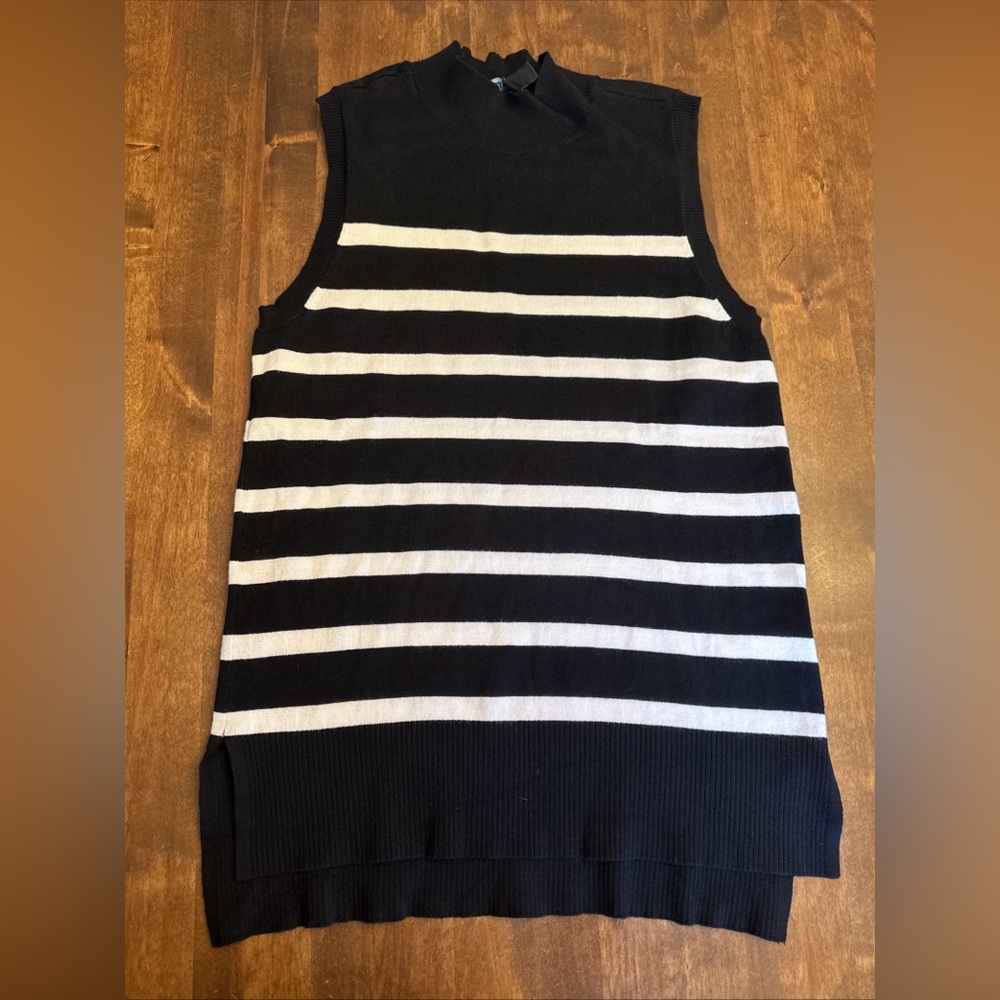 Ellen Tracy Sleeveless‎ Tank Black White Striped Sweater Blouse Office Size S